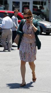 Jennifer Garner feet photo thumbnail