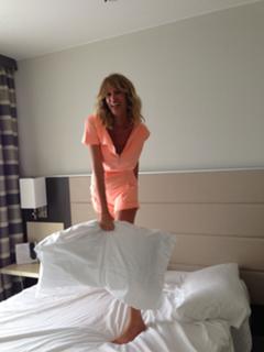 Alessia Marcuzzi feet photo thumbnail