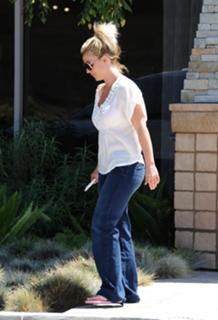Britney Spears feet photo thumbnail