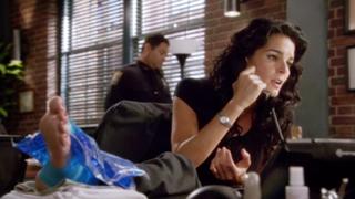 Angie Harmon feet photo thumbnail