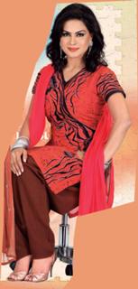 Veena Malik feet photo 1