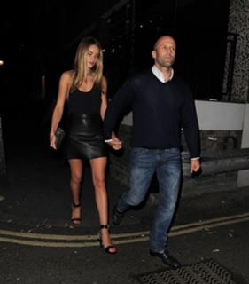 Rosie Huntington-Whiteley feet photo thumbnail
