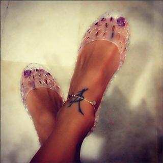 Vida Guerra feet photo thumbnail