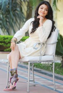 Kajal Aggarwal feet photo thumbnail