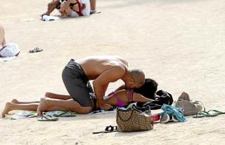 Nabilla Benattia feet photo thumbnail