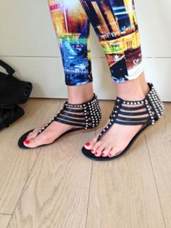 Alessia Marcuzzi feet photo thumbnail