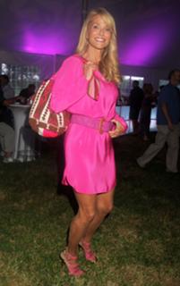 Christie Brinkley feet photo thumbnail