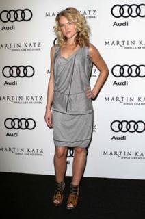 Erin Richards feet photo 3