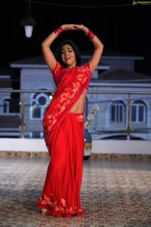 Shriya Saran feet photo thumbnail