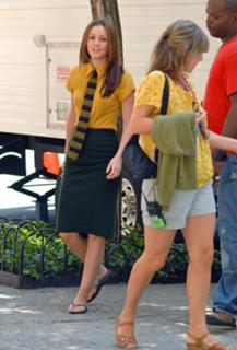 Leighton Meester feet photo thumbnail