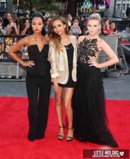 Jade Thirlwall feet photo thumbnail