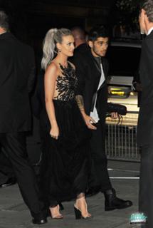 Perrie Edwards feet photo thumbnail