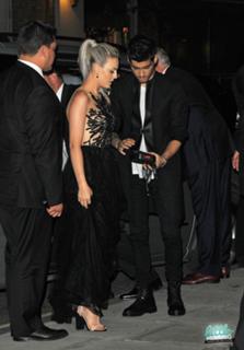 Perrie Edwards feet photo thumbnail