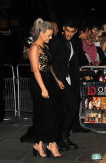 Perrie Edwards feet photo thumbnail