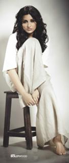 Parineeti Chopra feet photo thumbnail