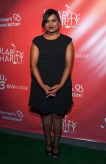 Mindy Kaling feet photo thumbnail