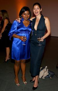 Mindy Kaling feet photo thumbnail