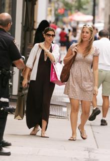 Jamie-Lynn Sigler feet photo thumbnail