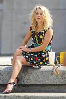 AnnaSophia Robb feet photo thumbnail