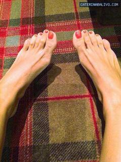 Caterina Balivo feet photo thumbnail
