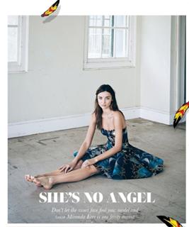 Miranda Kerr feet photo thumbnail