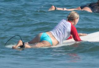Naomi Watts feet photo thumbnail