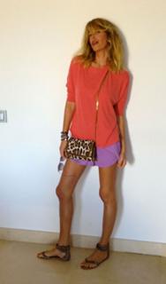 Alessia Marcuzzi feet photo thumbnail