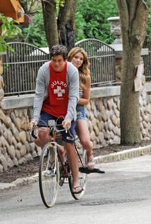 Ashley Greene feet photo thumbnail