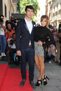 Caroline Flack feet photo thumbnail