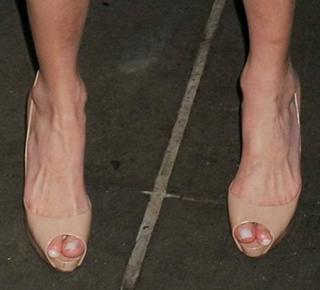 Nicky Rothschild feet photo thumbnail