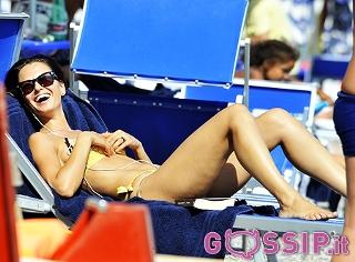 Anna Safroncik feet photo thumbnail