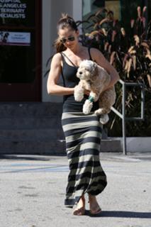 Minka Kelly feet photo thumbnail
