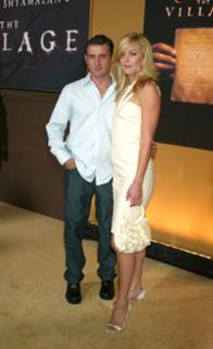 Elisabeth Röhm feet photo thumbnail