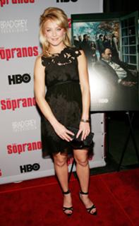 Elisabeth Röhm feet photo thumbnail