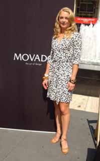 Elisabeth Röhm feet photo thumbnail