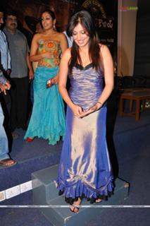 Raai Laxmi feet photo thumbnail