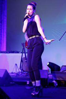 Lena Meyer-Landrut feet photo thumbnail