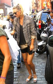 Maria Sharapova feet photo thumbnail
