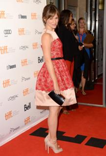 Jennifer Garner feet photo thumbnail