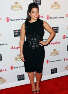 America Ferrera feet photo thumbnail