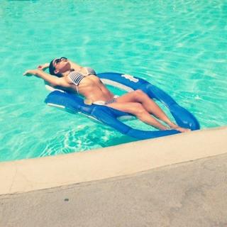Arianny Celeste feet photo thumbnail