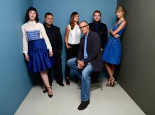 Taylor Swift feet photo thumbnail