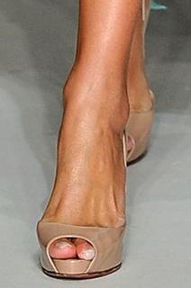 Nicky Rothschild feet photo thumbnail