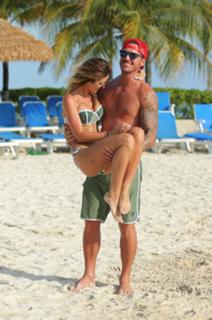 Audrina Patridge feet photo thumbnail