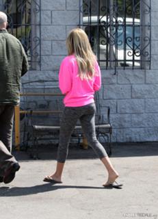 Ashley Tisdale feet photo thumbnail