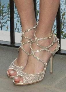 Nicky Rothschild feet photo thumbnail
