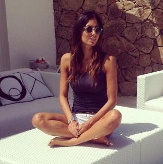 Elisabetta Gregoraci feet photo thumbnail