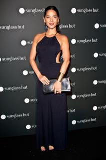 Olivia Munn feet photo thumbnail