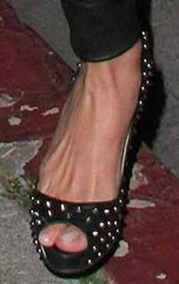 Nicky Rothschild feet photo thumbnail