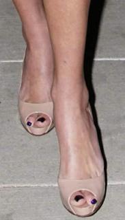 Nicky Rothschild feet photo thumbnail